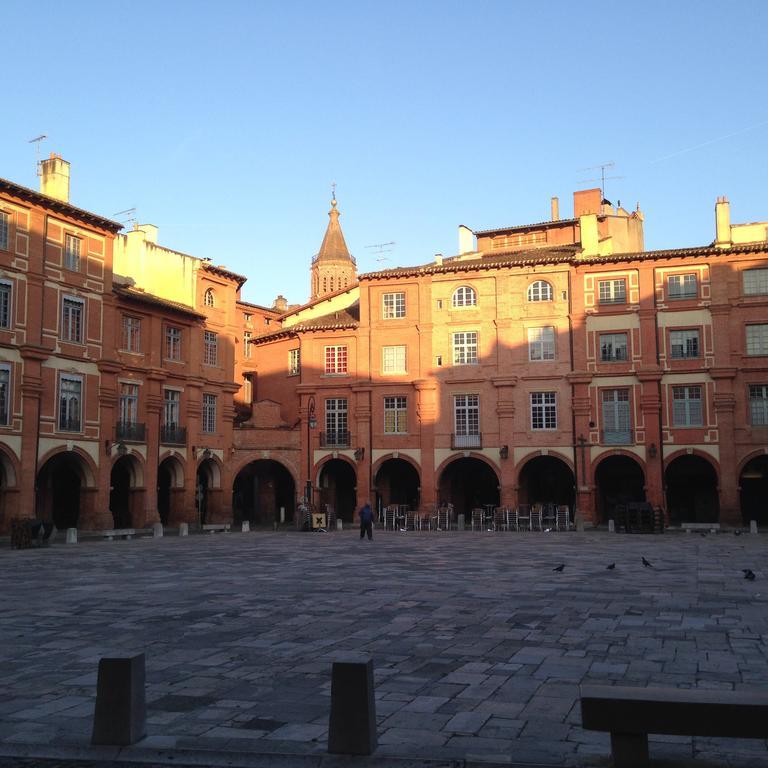 Hotel Du Commerce Montauban Exteriör bild